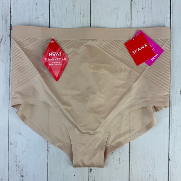 NWT Spanx Champagne Beige Invisible Shaping Brief Panty Size Medium - Picture 6 of 10